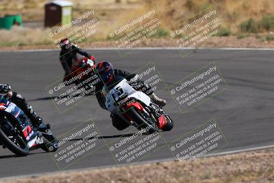 media/Apr-19-2025-AHRMA (Sat) [[3d98ca3309]]/Race/Group 8/Turn 4 part 2/